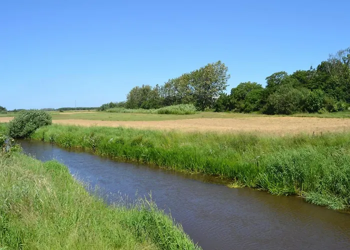 Esja - 22km From The Sea By Interhome Bredebro